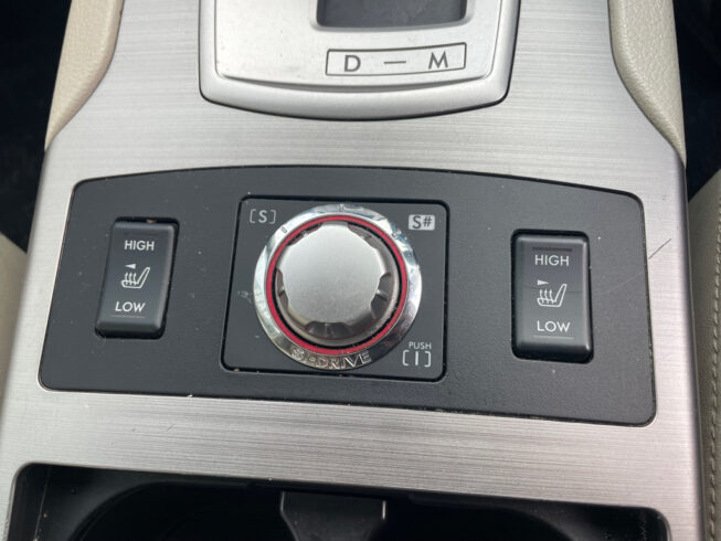 2009 Subaru Outback 4WD with leather image 299544