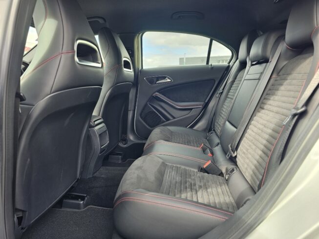 2013 Mercedes-benz A 180 Blue Efficiency Sports AMG image 299670