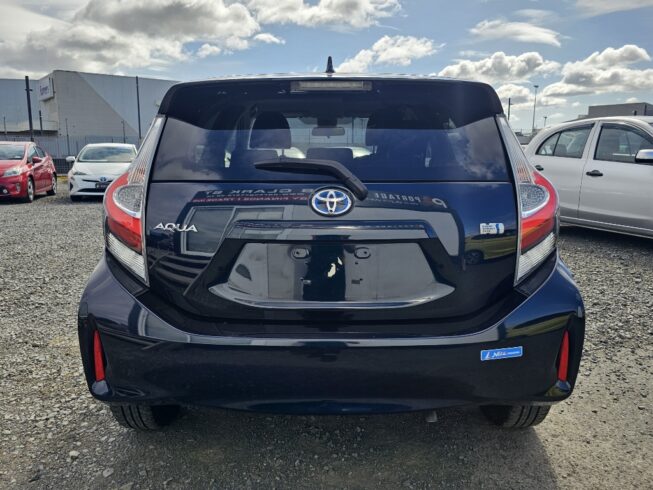 2017 Toyota Aqua S Model, Push Start, Low KMS image 299735