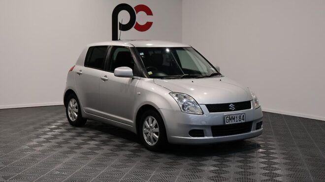 2005 Suzuki Swift Fuel Economical Run Around image 302404