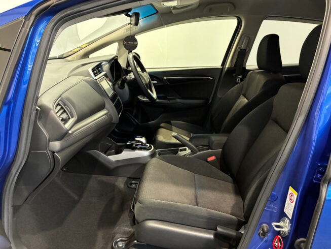 2014 Honda Fit Hybrid F-Package image 302468