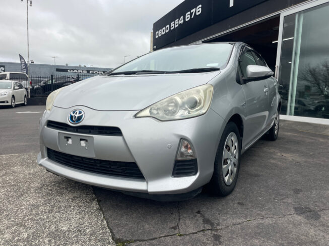 2012 Toyota Aqua G model , Push Start, Reverse Camera image 300647