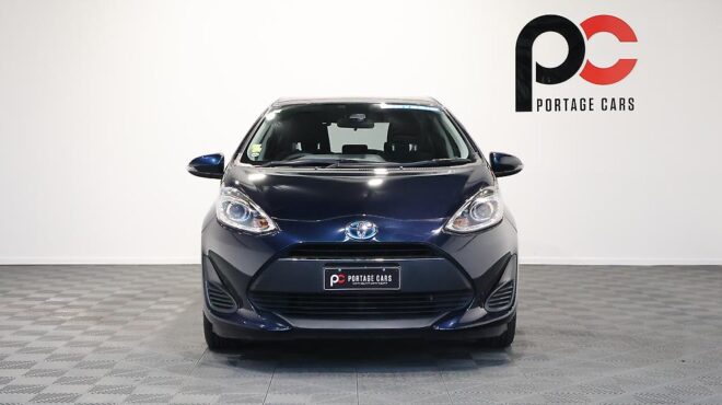 2017 Toyota Aqua S Model, Push Start, Low KMS image 318165