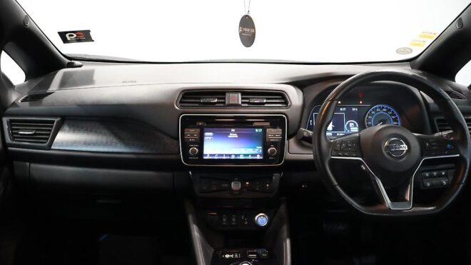 2018 Nissan Leaf 40Kwh X – Pro Pilot image 303087