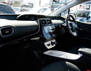 2016 Toyota Prius A Touring Selection, Top G Spec image 300183