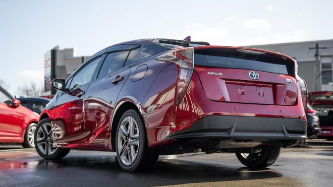 2016 Toyota Prius A Touring Selection, Top G Spec image 300170