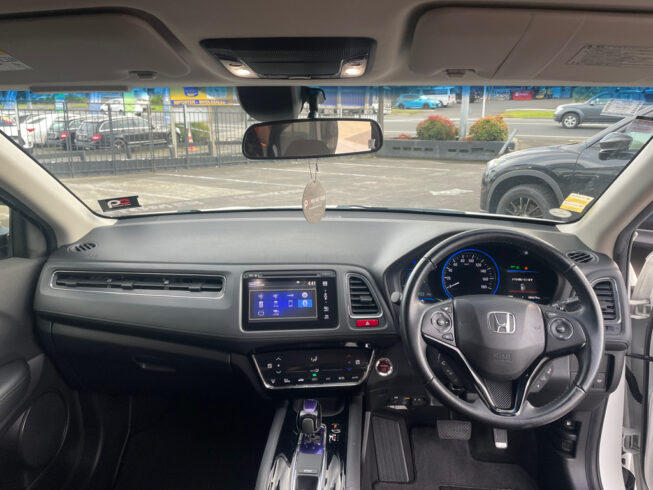 2014 Honda Vezel Hybrid X Model image 300419