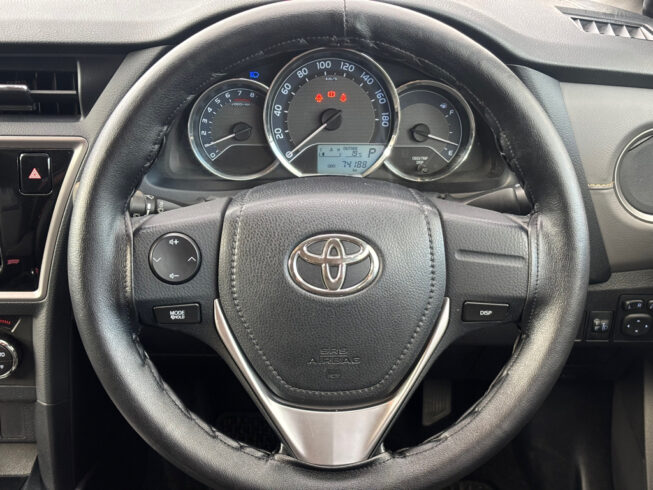 2014 Toyota Auris 150X Blackish Lounge image 299855