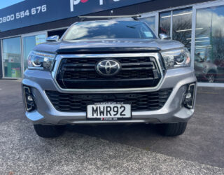 2020 Toyota Hilux SR5 TD DC 2.8DT image 300076