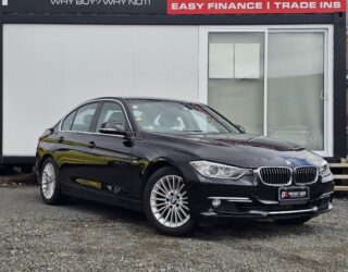 2013 Bmw 3 Series Luxury, Low KMs image 300779