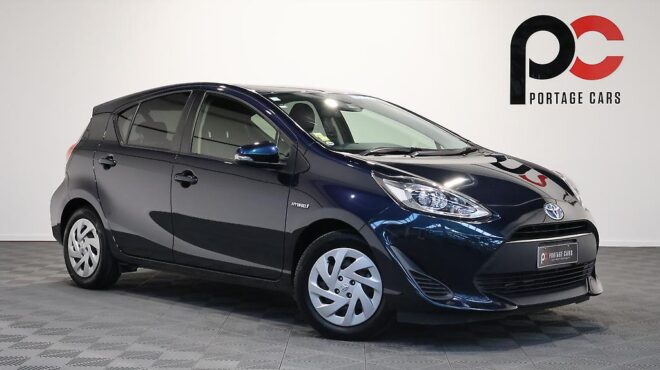 2017 Toyota Aqua S Model, Push Start, Low KMS image 318164