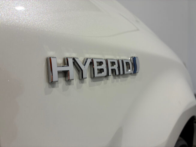 2014 Toyota Corolla Hybrid G Aero Tourer WxB Push Start image 303063