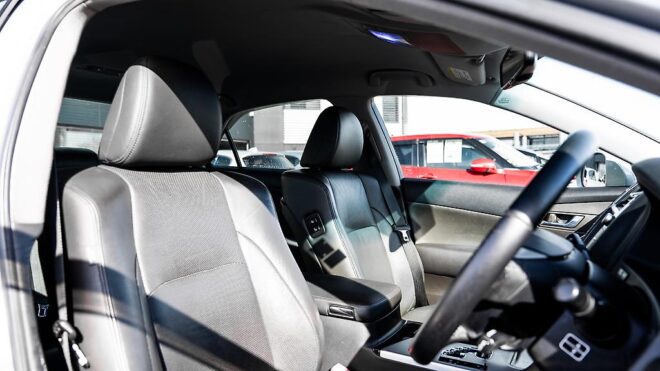 2010 Toyota Crown Leather package, Athlete image 300669