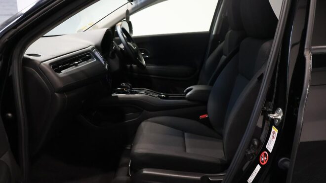 2014 Honda Vezel Hybrid X image 302895