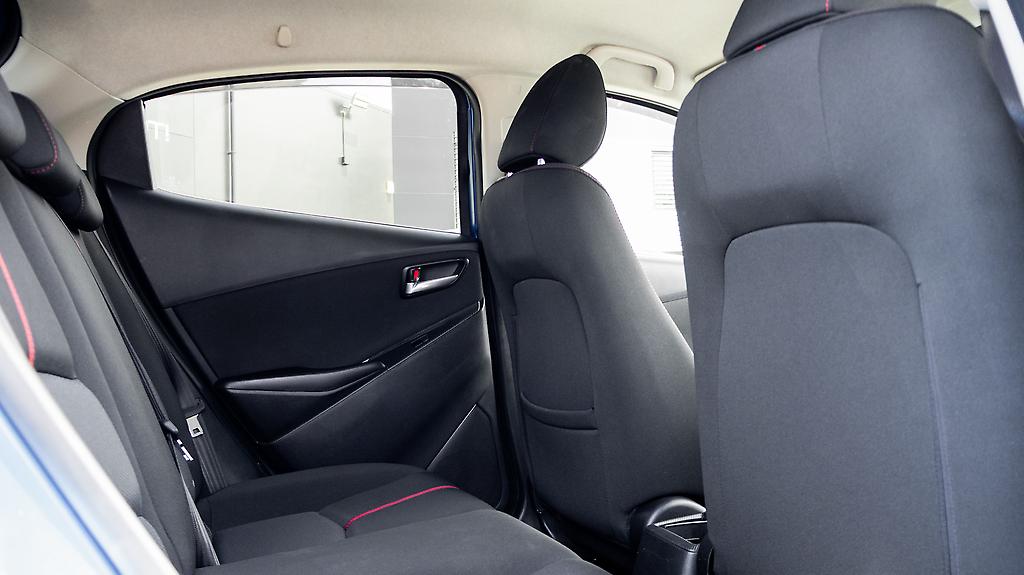 2016 Mazda Demio 13S Skyactiv, Push start image 316727