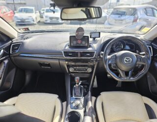 2015 Mazda Axela 20S Touring L-pkg, Body Kit, Aftermarket Alloys image 299727