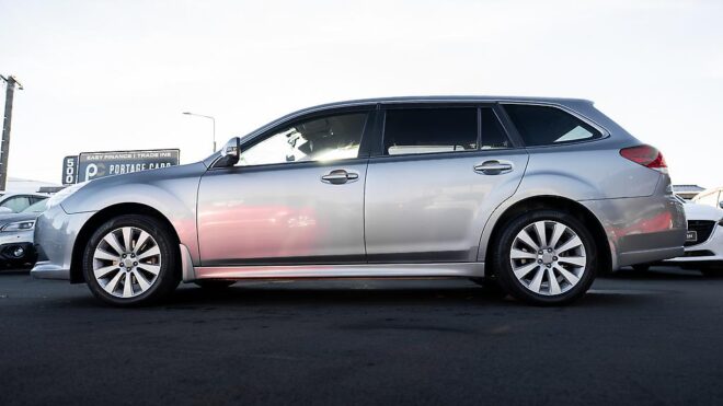 2011 Subaru Legacy 2.5i Touring Wagon image 300270