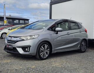 2014 Honda Fit Hybrid S-Package image 299791
