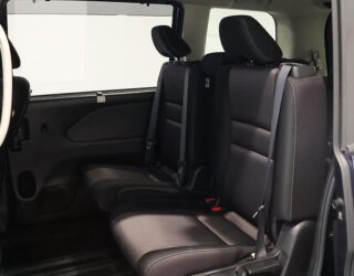 2017 Nissan Serena Highwaystar V Selection Hybrid, Dual Power Sliding Doors image 303126