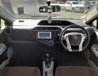 2012 Toyota Aqua G Model, Push Start, Low KMs image 301826
