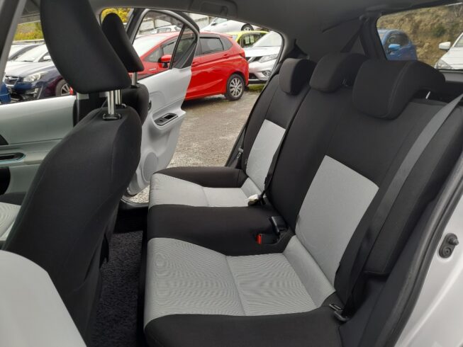 2012 Toyota Aqua S Model, Push Start, image 302635