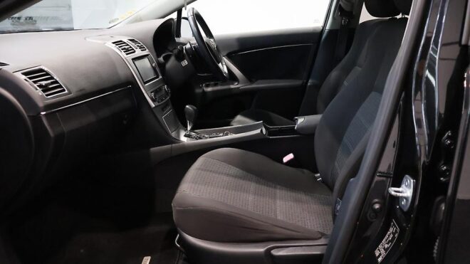 2013 Toyota Avensis Wagon Xi Low KMS image 302804