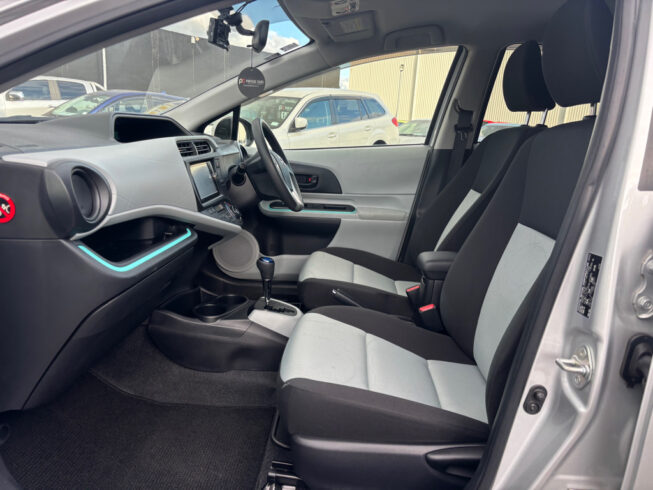 2012 Toyota Aqua S Model, Push Start, Reverse Camera, Low KMs image 299869