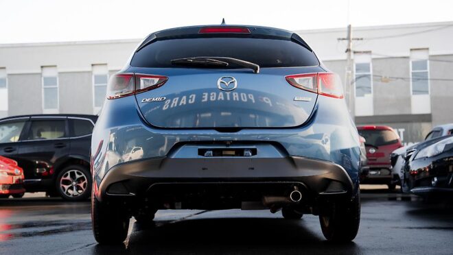 2017 Mazda Demio 13S Touring Leather Package, Push Start, Reverse camera image 300112