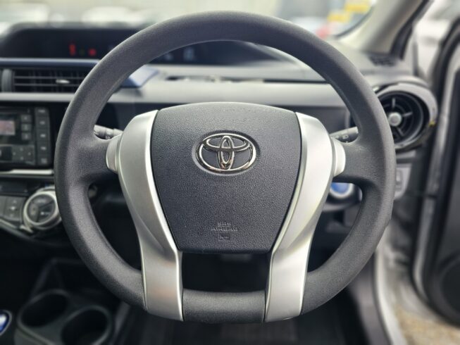 2016 Toyota Aqua S Model, Low Kms, Push Start image 300926