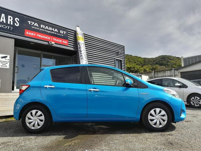 2018 Toyota Vitz Hybrid F Safety Edition, Push Start image 299345