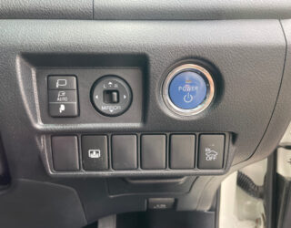 2014 Toyota Sai G Model image 300570