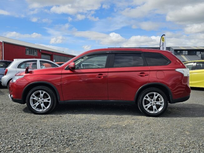 2015 Mitsubishi Outlander 4WD 24G 7-Seats image 299776