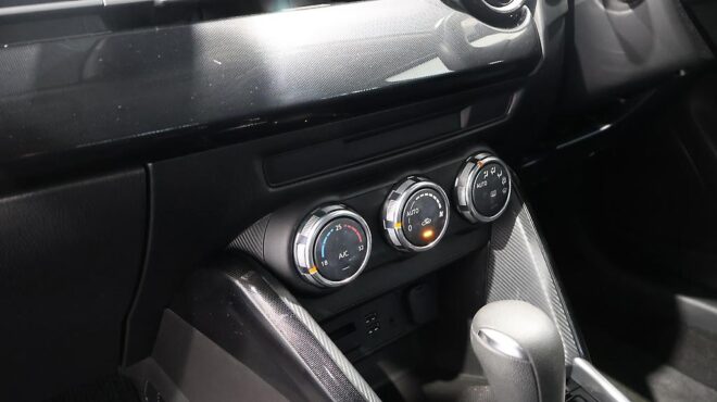2014 Mazda Demio 13S image 304820