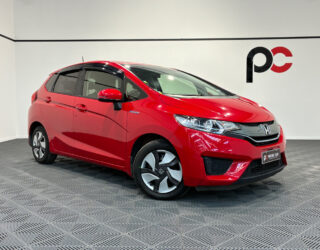 2014 Honda Fit Hybrid F-Package Low KMS image 302324
