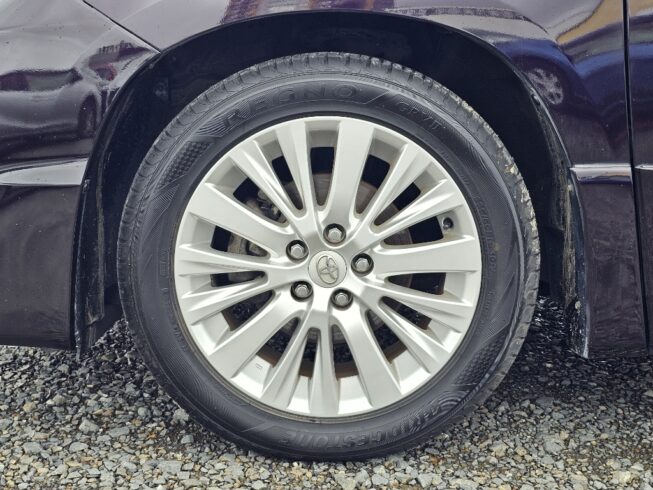 2012 Toyota Vellfire 2.4Z G Edition, Leather Seats image 300852