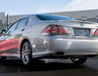 2010 Toyota Crown Leather package, Athlete image 300663