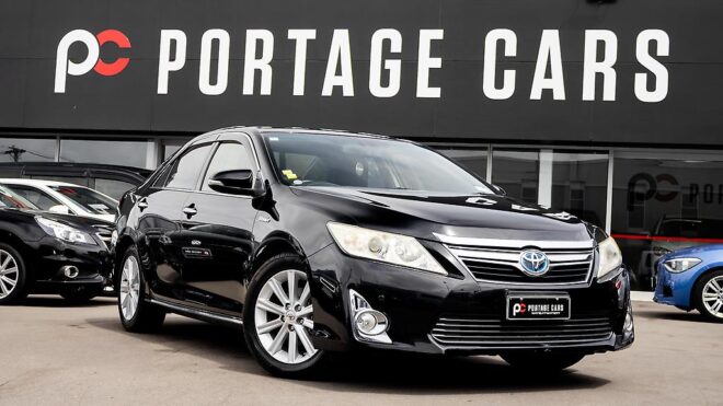 2012 Toyota Camry Hybrid G Package, Reverse camera, Cruise Control image 311173