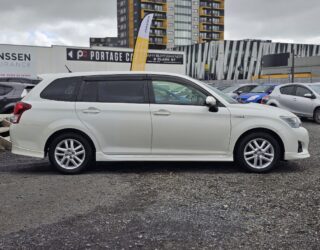 2014 Toyota Corolla Fielder Hybrid G Aero Tourer image 300858