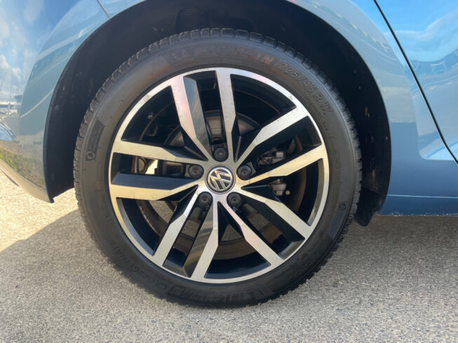 2013 Volkswagen Golf TSI Highline Blue Motion image 299955