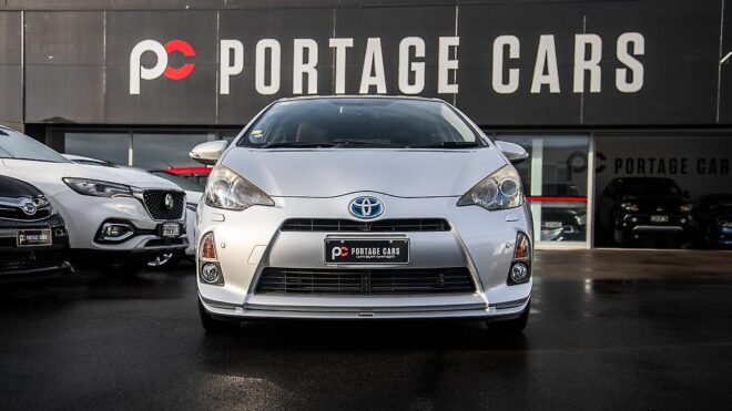2012 Toyota Aqua G model , Push Start, Reverse Camera image 300088