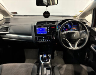 2014 Honda Fit Hybrid F-Package Low KMS image 302337