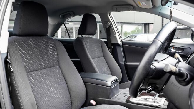 2012 Toyota Camry Hybrid G Package, Reverse camera, Cruise Control image 311182