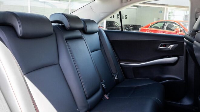 2014 Toyota Sai G Model, Reverse camera, Heated seats , image 308602