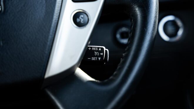 2010 Toyota Crown Leather package, Athlete image 300673
