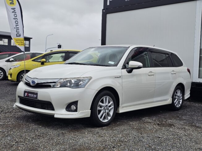 2014 Toyota Corolla Fielder Hybrid G Aero Tourer image 300856