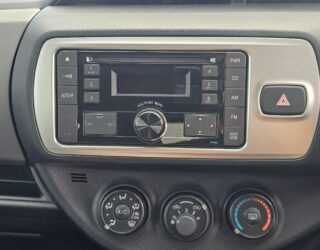 2016 Toyota Vitz F model image 299686