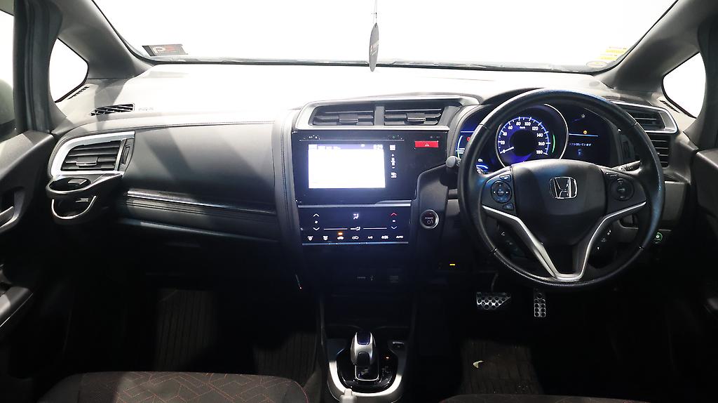 2014 Honda Fit Hybrid S-Package image 306949