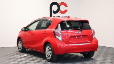 2014 Toyota Aqua G Model, Push Start, Reverse camera, Cruise Control image 312695