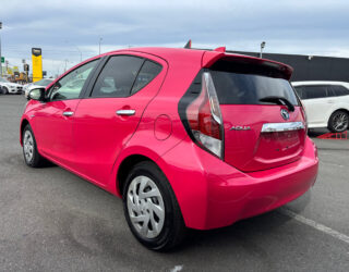 2016 Toyota Aqua S Model, Push Start, Facelift image 301676