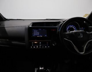 2014 Honda Fit Hybrid S Package image 302192